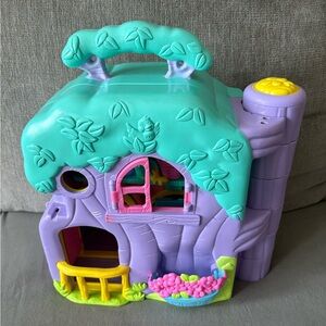 Vintage Disney My Baby Places Winnie Pooh & Friends House Playset! No Figures
